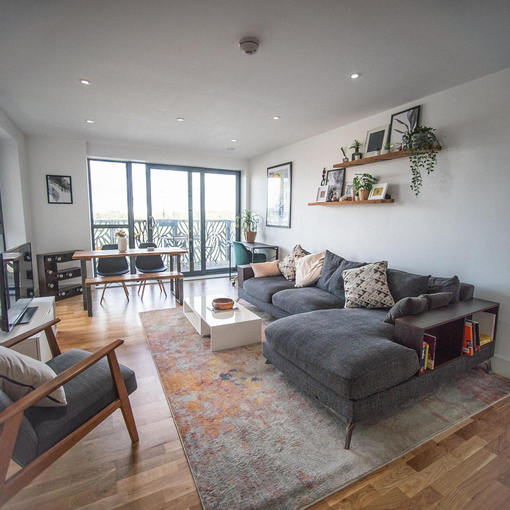 Stunning Riverside View Apartment, Near Canary Wharf & O2 London Kültér fotó